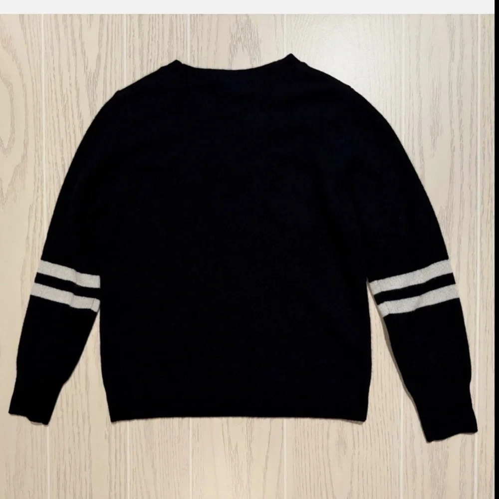 NWT Aqua by Bloomingdales Girls Cashmere‎ Sweater Luxurious Warm Gift